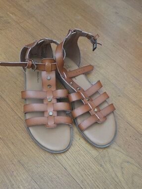 Time & Tru | Tan Strappy Gladiator Sandals